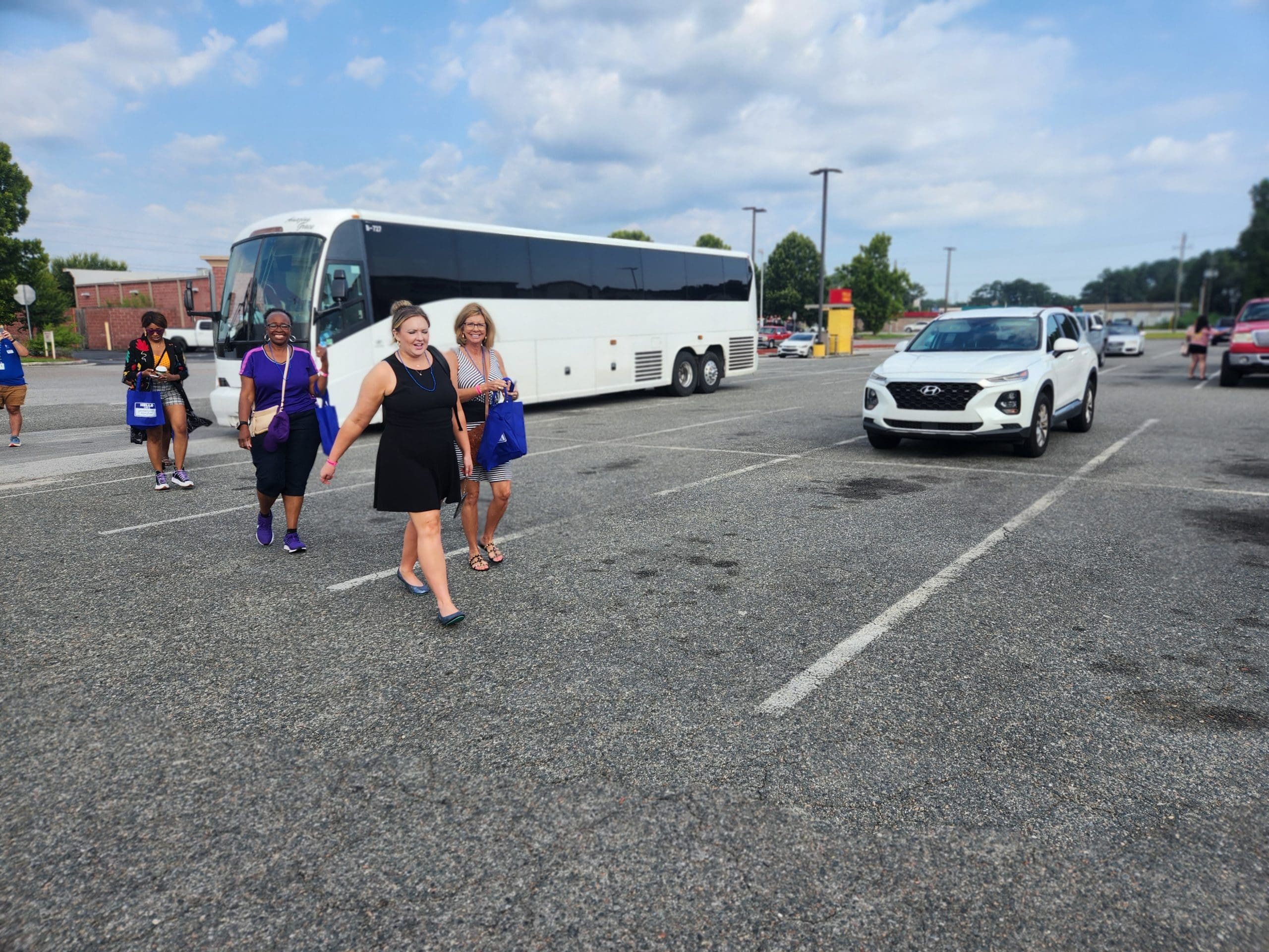 2023 Thrift Crawlers departing Thrift Mobile