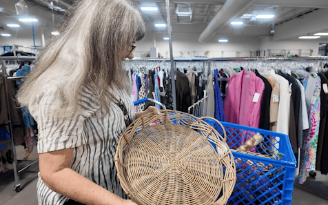 SipperFinds Basket